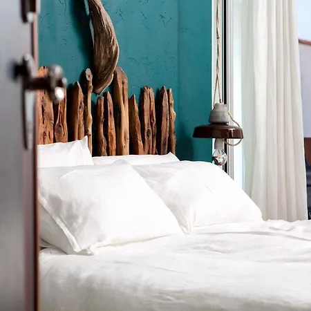 Santa Lucia Bed & Breakfast *