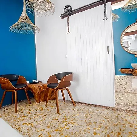 Santa Lucia Bed & Breakfast 4*